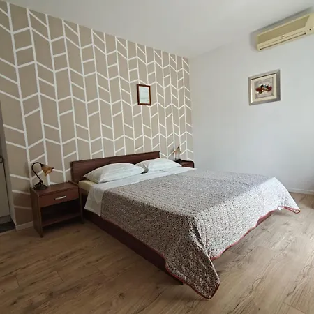 Miljas Apartment *